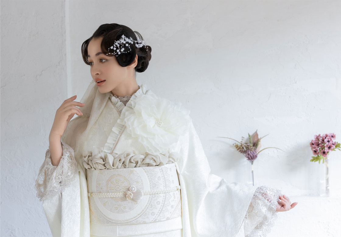佐沼屋振袖　SANUMAYA FURISODE 振袖女性