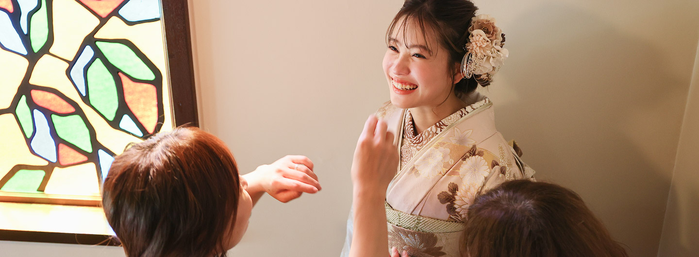 振袖女性イメージ